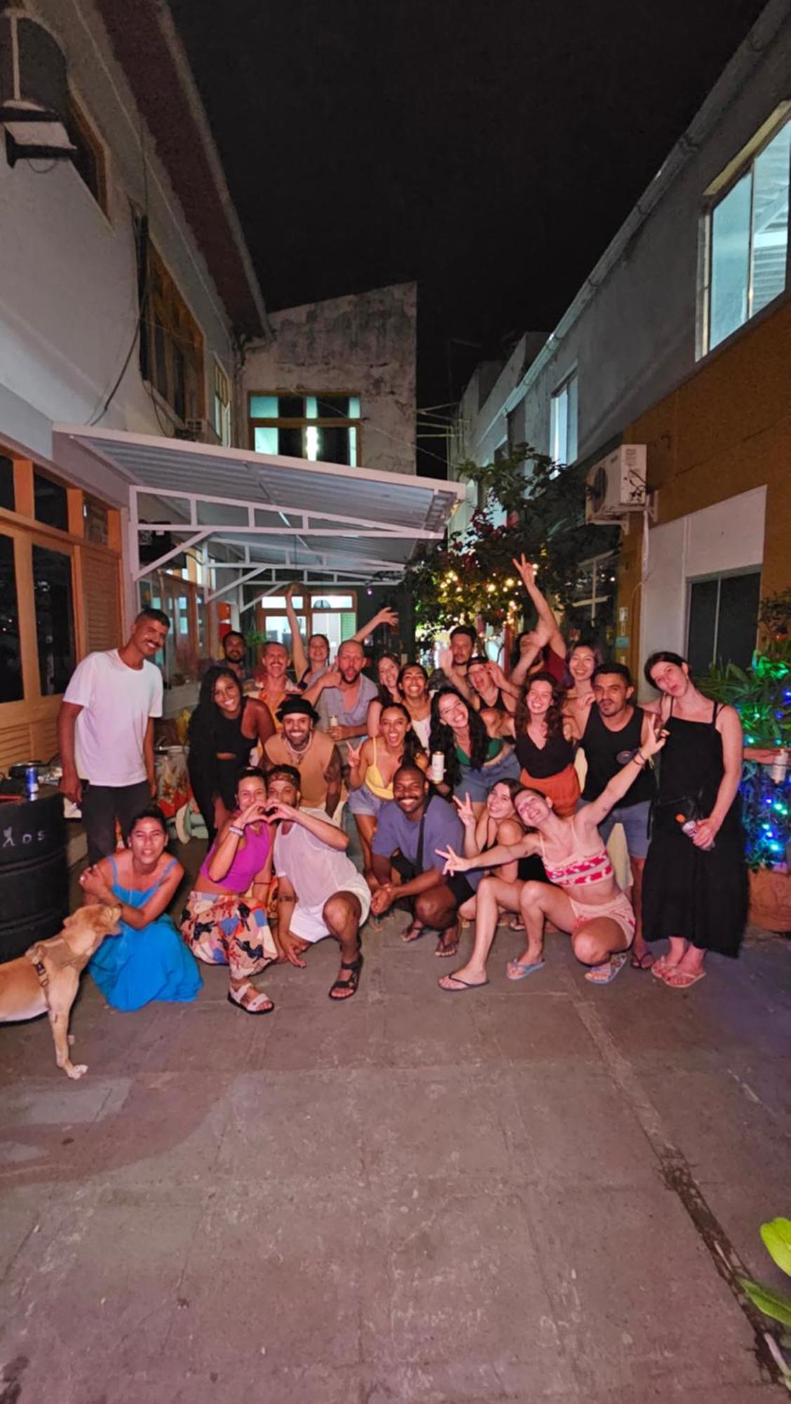 Nomads Hostel Multicultural & Coworking Салвадор Екстериор снимка